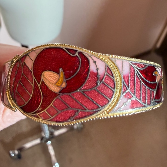 Vintage 70’s 80’s art deco burgundy Red calla Lily Enamel Clamper bracelet - Picture 12 of 17